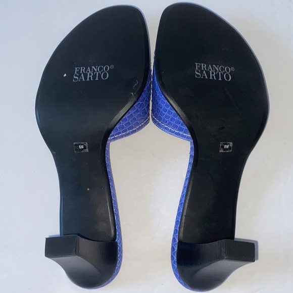 Franco Sarto baby blue 2 1/2 inch open toed mules - Picture 6 of 6
